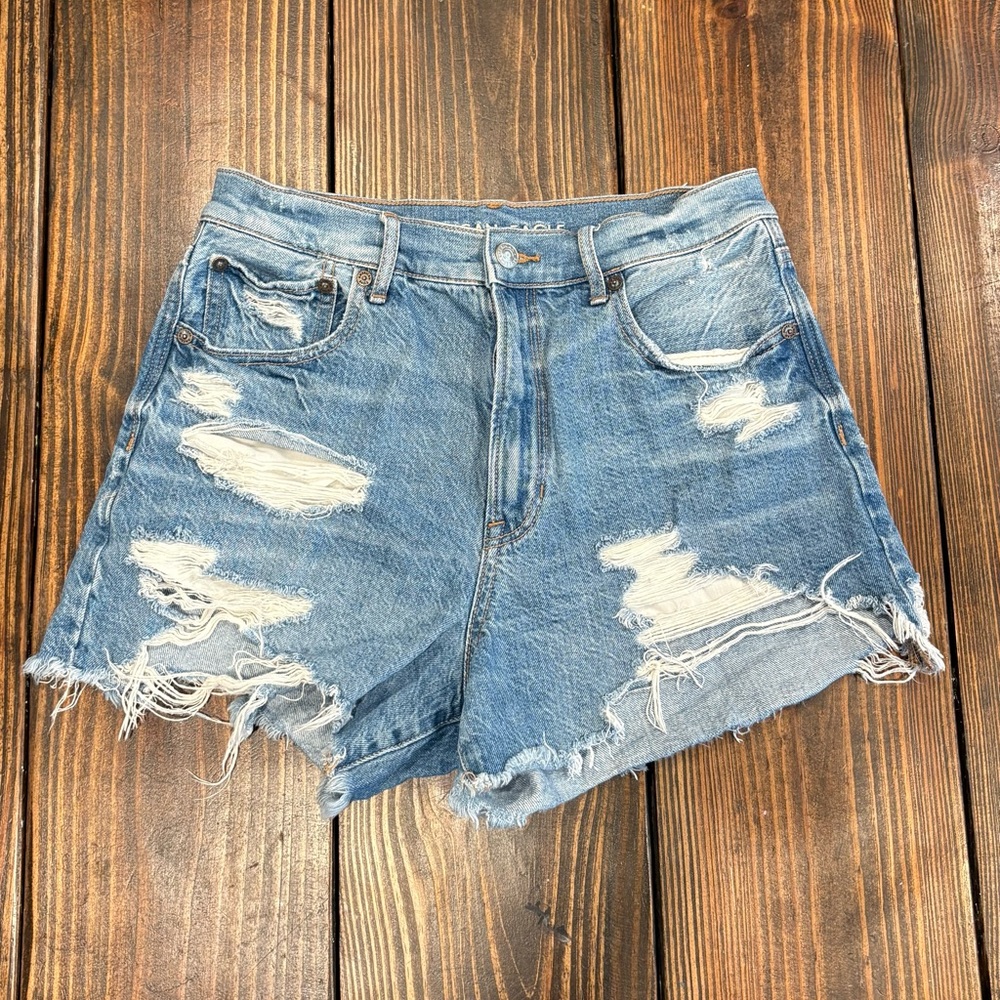 American Eagle Highest Rise 90s Boyfriend Short
